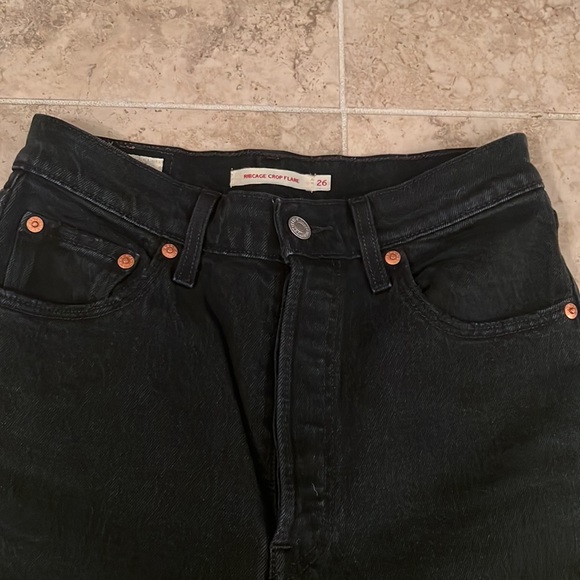 Levi’s ribcage crop flare jeans - Picture 2 of 4